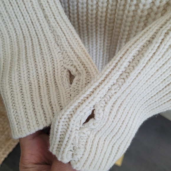 Anthropologie Moon River Cream Knit Sweater Dress with Button Detail Size Small - Picture 4 of 9